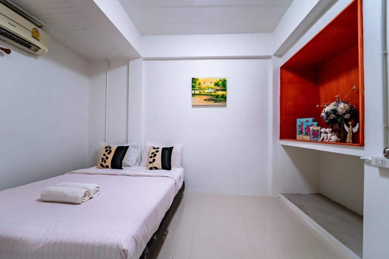Mind And Punpun Apartment Surat Thani Exterior photo