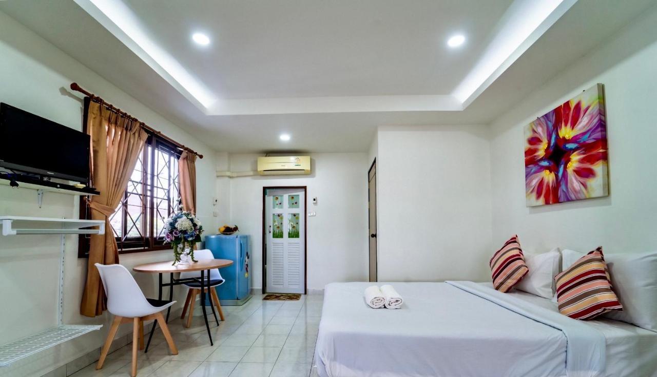 Mind And Punpun Apartment Surat Thani Exterior photo